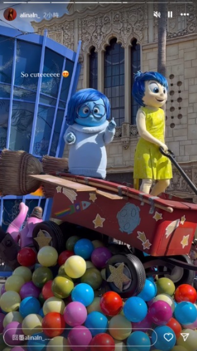 「大表嫂」李炘頤美國比堅尼曬零贅肉身材 撇甩男友Stanley 與TVB藝人好友遊迪士尼 