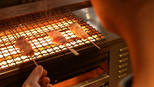 感動味蕾美食餐廳100強關西篇｜周奕瑋全新日本旅遊節目每集景點 推介必食黑毛和牛燒肉/隱世壽司店、串燒店 