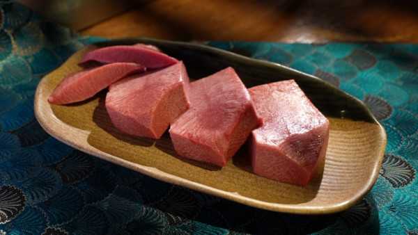 感動味蕾美食餐廳100強關西篇｜周奕瑋全新日本旅遊節目每集景點 推介必食黑毛和牛燒肉/隱世壽司店、串燒店 