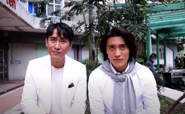 馬德鐘父子遊佛山被網友巧遇 兒子馬在驤外貌再成焦點 被嘲反似老竇 