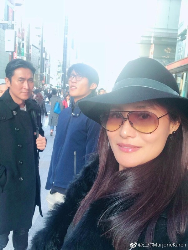 馬德鐘父子遊佛山被網友巧遇 兒子馬在驤外貌再成焦點 被嘲反似老竇 