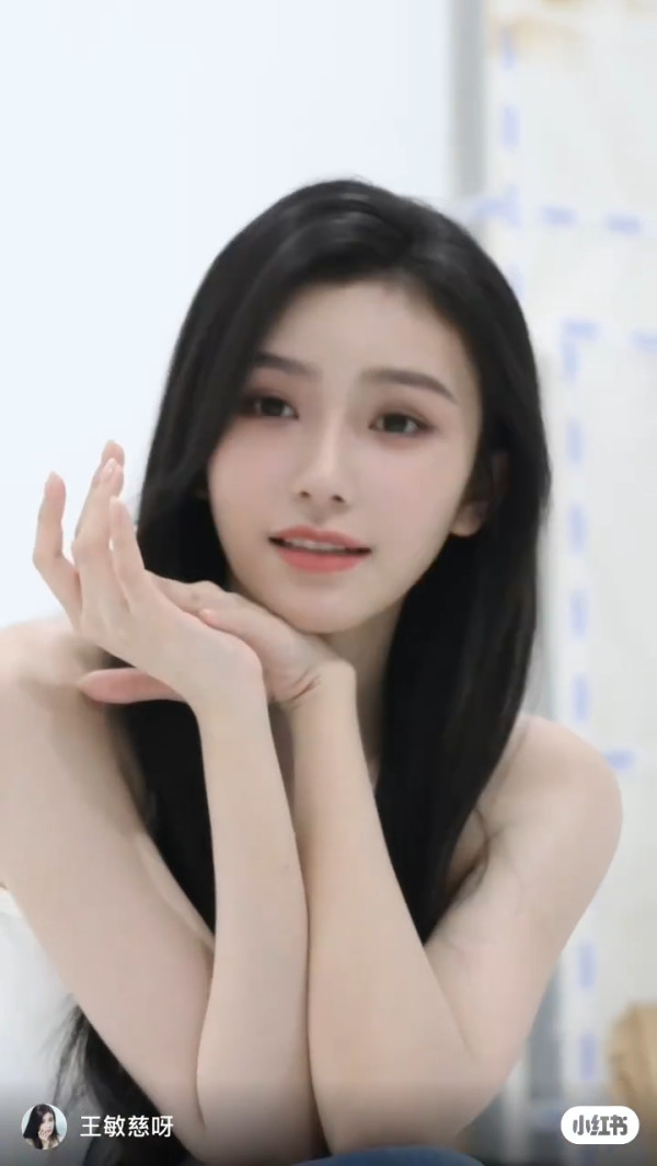 「最被低估港姐季軍」激罕性感現身TVB 一年蒲頭一次！網民驚訝：咁靚竟然唔紅