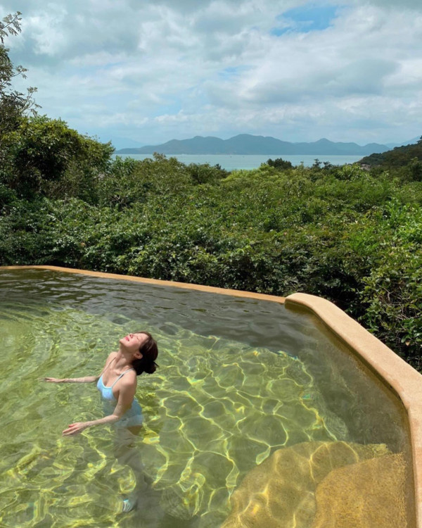 運動員出身的韓星4. Hani / 游泳