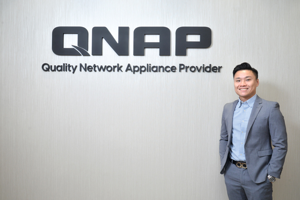 QNAP The Best of Business NAS 創新研發 ‧ 快人一步