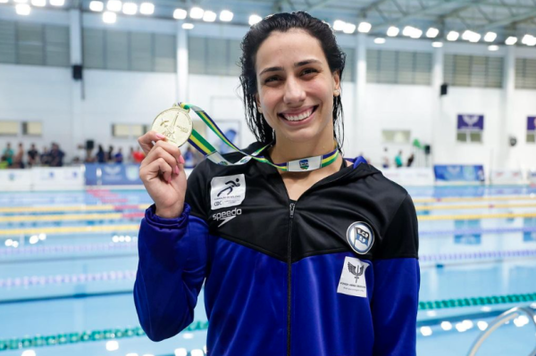 Ana在今屆巴黎奧運出戰女子4乘100米自由泳接力項目。（Instagram圖片）