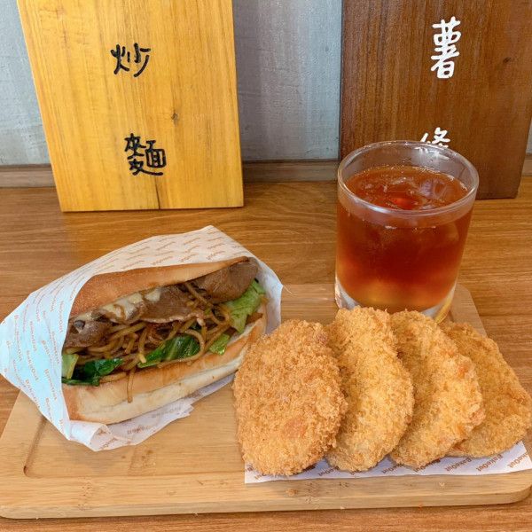 12間西營盤美食推介 歌詞卷蛋／米芝蓮煲仔飯／台式刨冰