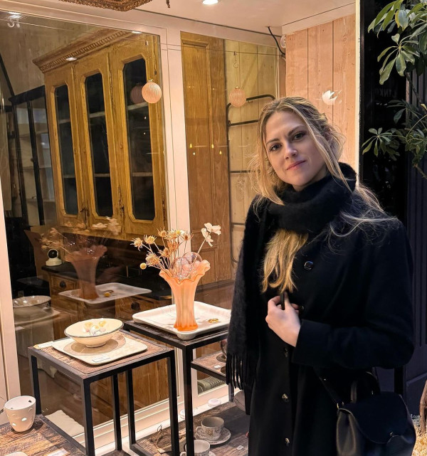 張家朗孖法籍女友蜜遊沖繩 曬石垣島打卡合照罕有放閃 