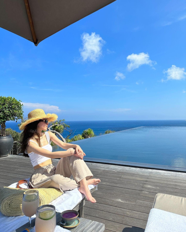 劉佩玥IG消失一個月終於上水!突然長文揭神隱原因!網民讚又靚咗