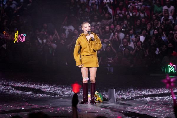 鄭秀文、許志安甜蜜遊東京被巧遇！完成個唱胃口大開 IG變「食播」 