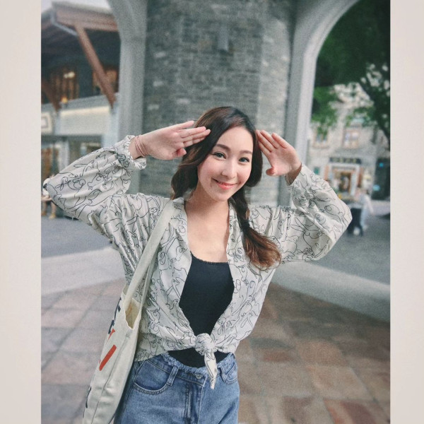 TVB女藝人獨遊佛山狂曬事業線 平時禾稈冚珍珠 原來係「有料」之人 