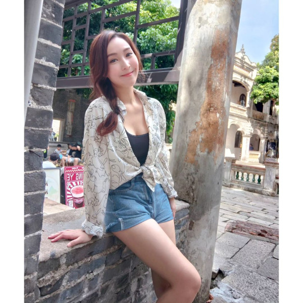 TVB女藝人獨遊佛山狂曬事業線 平時禾稈冚珍珠 原來係「有料」之人 