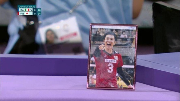 日本男排名將去年不幸逝世  團隊帶隊友遺願參戰奧運現真人版《排球少年》超熱血！ 