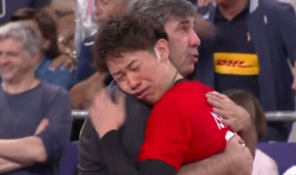 日本男排名將去年不幸逝世  團隊帶隊友遺願參戰奧運現真人版《排球少年》超熱血！ 