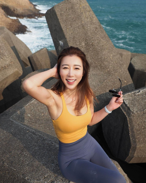 TVB咪神兩件寄艙行李「被消失」 排四個鐘報失 批航空公司不負責任