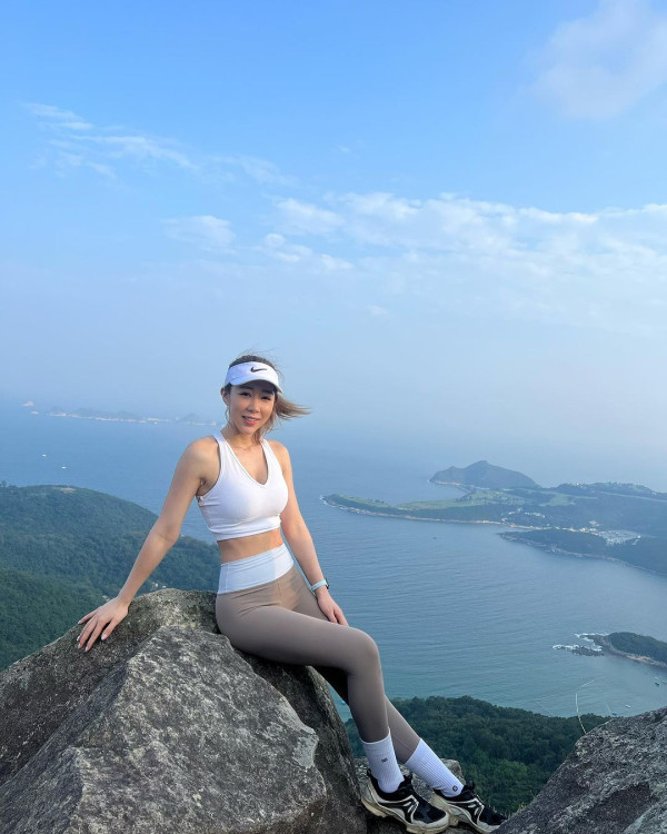 TVB咪神兩件寄艙行李「被消失」 排四個鐘報失 批航空公司不負責任