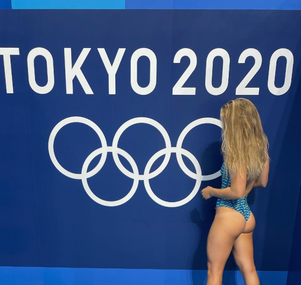 巴黎奧運｜美女泳手被指衣著曝露+偷去迪士尼令隊友分心  遭巴拉圭國家隊趕出選手村 