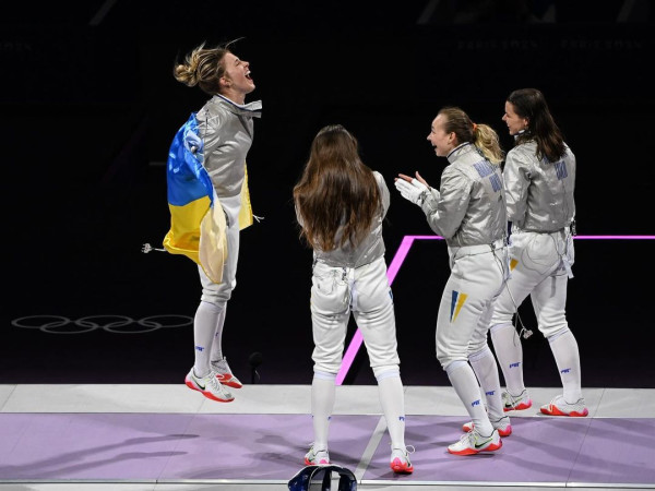 烏克蘭劍后摘一金一銅獻給戰爭喪生運動員 曾拒與俄國劍手握手險被取消奧運資格