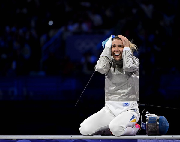 烏克蘭劍后摘一金一銅獻給戰爭喪生運動員 曾拒與俄國劍手握手險被取消奧運資格