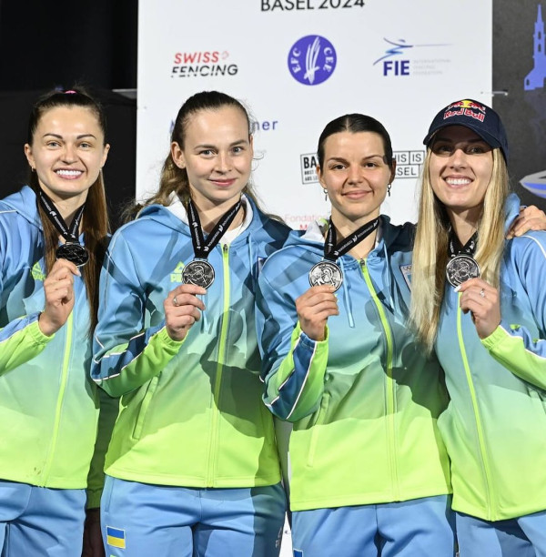 烏克蘭劍后摘一金一銅獻給戰爭喪生運動員 曾拒與俄國劍手握手險被取消奧運資格