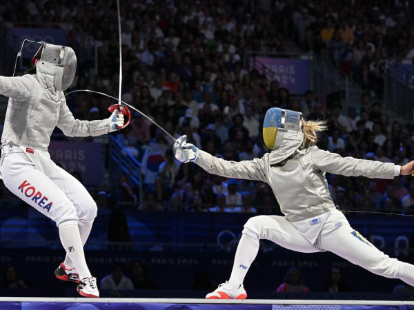 烏克蘭劍后摘一金一銅獻給戰爭喪生運動員 曾拒與俄國劍手握手險被取消奧運資格