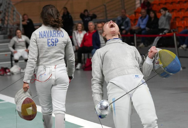 烏克蘭劍后摘一金一銅獻給戰爭喪生運動員 曾拒與俄國劍手握手險被取消奧運資格