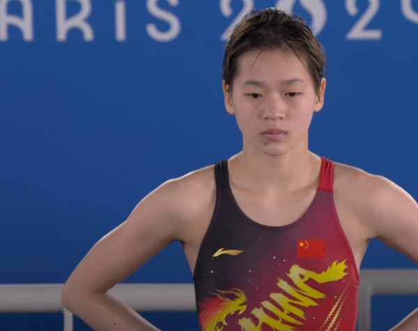 跳水金牌18歲全紅嬋暴風成長獲選「年度面孔」 近照曝光竟撞樣TVB陳懿德！