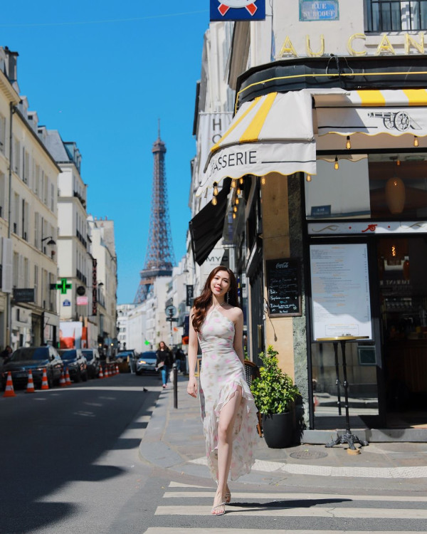 落選港姐瑞士舉行浪漫婚禮 露膊婚紗谷胸上陣 曬過百萬鑽戒