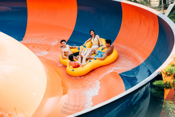 社群盛夏祭｜Chill賞遊世界企劃｜登記送免費機票／主題樂園門票等大獎