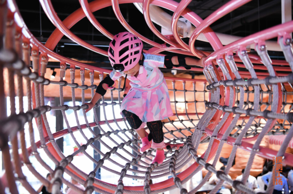 珠海5大親子好去處。資料/圖片來源：KKday、Trip.com、長隆飛船樂園、長隆海洋王國、小紅書@夏天的雨、小紅書@自轉陀螺