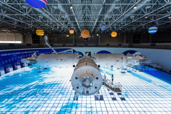 珠海5大親子好去處。資料/圖片來源：KKday、Trip.com、長隆飛船樂園、長隆海洋王國、小紅書@夏天的雨、小紅書@自轉陀螺