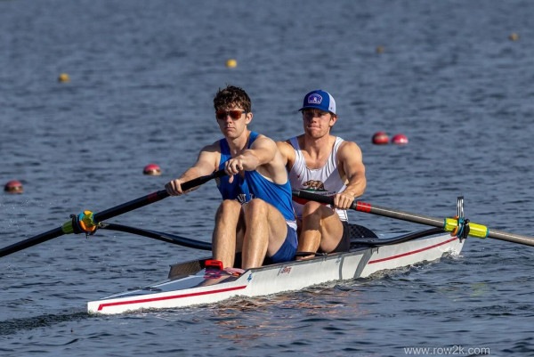 巴黎奧運｜26歲iBanker靠每日凌晨練習賽艇奪金 LinkedIn簡介：分析師兼奧運冠軍 