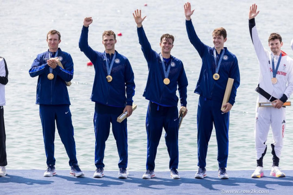 巴黎奧運｜26歲iBanker靠每日凌晨練習賽艇奪金 LinkedIn簡介：分析師兼奧運冠軍 