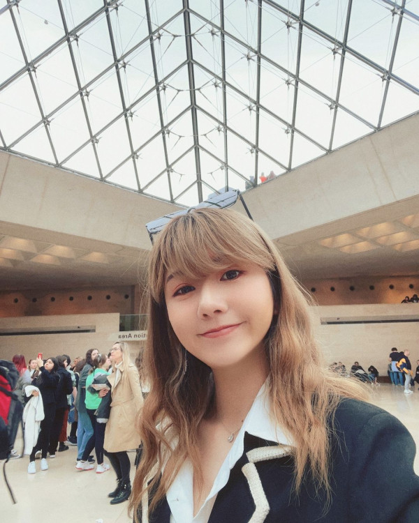 張家朗孖法籍女友蜜遊沖繩 曬石垣島打卡合照罕有放閃 