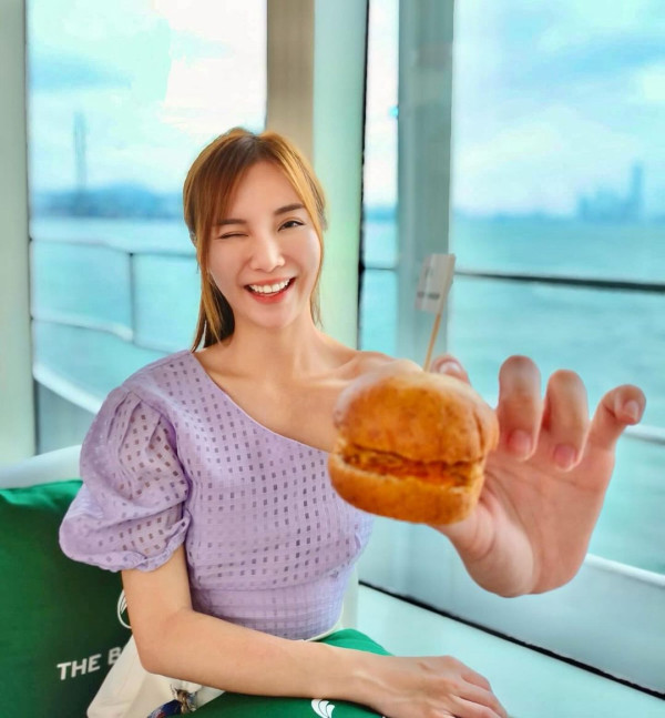 90年代性感女神力讚深圳超市 指一原因完勝香港超市：是我沒有看過的 