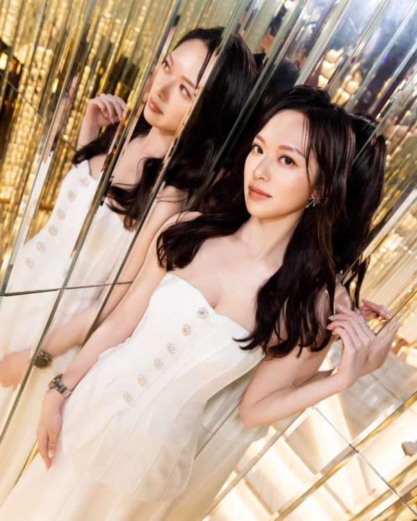 馮盈盈大騷事業線