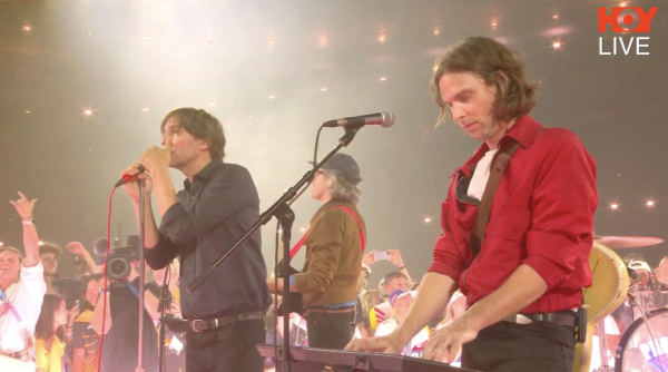 巴黎奧運閉幕禮亮點一覽|美國巨星湯告魯斯/H.E.R.現身演出 盧蔚豐、李思穎任港隊持旗手