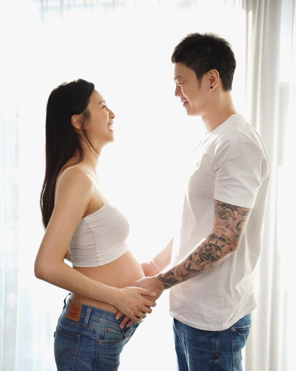 前TVB女星佗B飛馬爾代夫度假 泳裝曬纖瘦身材 上圍明顯升級 