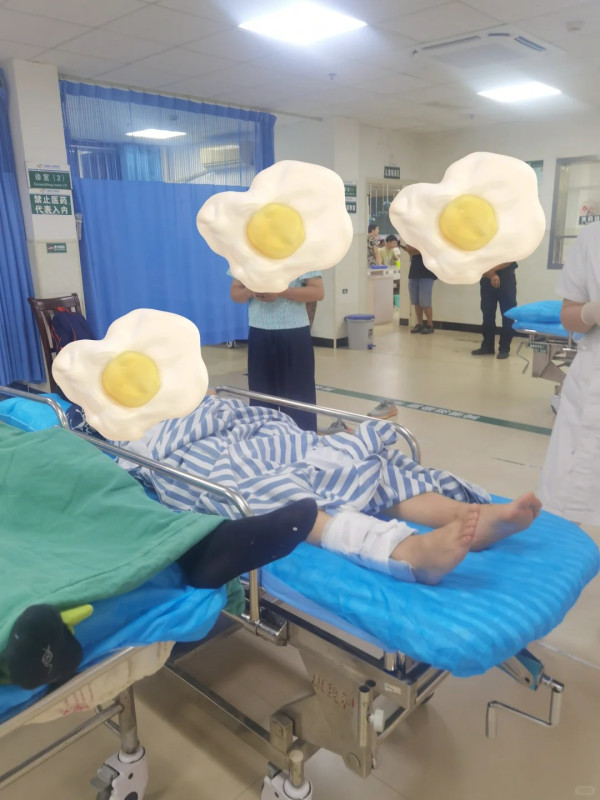 廣西德天瀑布登高魔毯突斷裂！事件造成1死60人受傷 