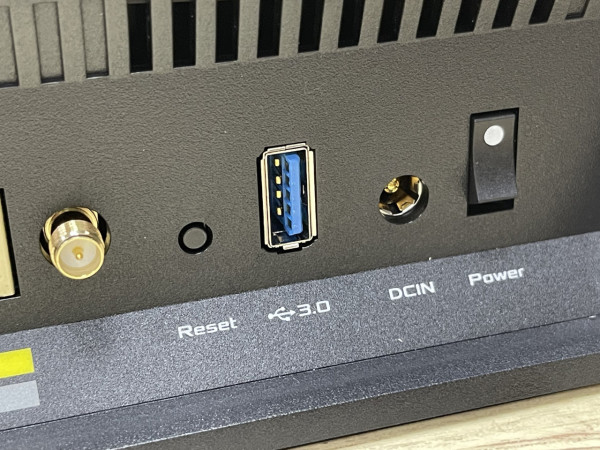 ASUS RT-BE88U 實測!雙頻 Wi-Fi 7 x 巨量有線連接!