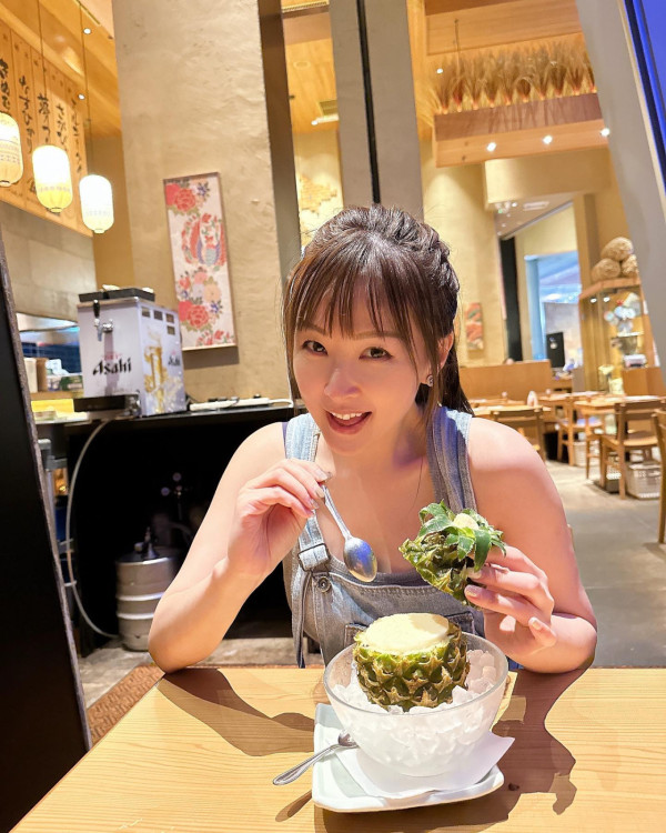 樂瞳私人遊艇豪華慶祝38歲生日！公開非一般富貴生活：打golf打到手痛