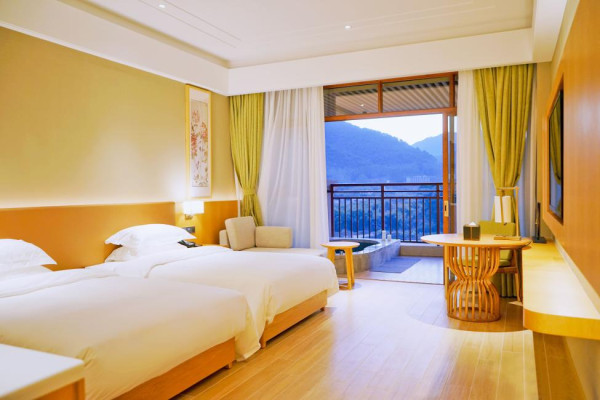 廣州森林海溫泉度假酒店 超正露台私人溫泉/任玩嬉水樂園 連永東直巴香港來回接送！ 