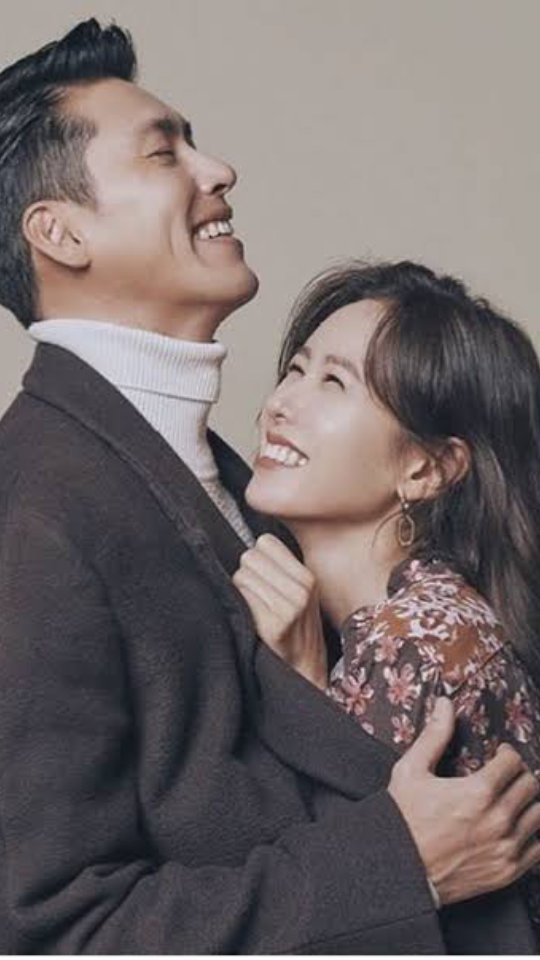 天秤座男生10大性格特質:分析天秤男喜歡你的行為、愛情攻略、優缺點(圖片來源:Instagram@hyunbinactor_)