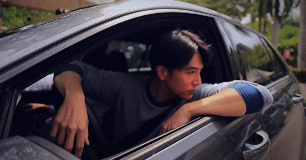 天秤座男生10大性格特質:分析天秤男喜歡你的行為、愛情攻略、優缺點(圖片來源:Instagram@cool_a_1014)