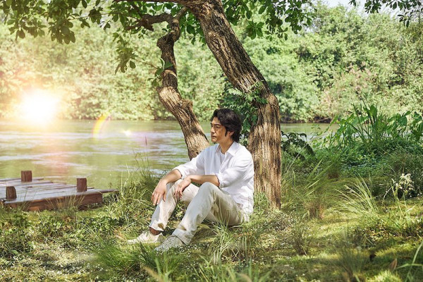 天秤座男生10大性格特質:分析天秤男喜歡你的行為、愛情攻略、優缺點(圖片來源:Instagram@kaneshiro_takeshi)