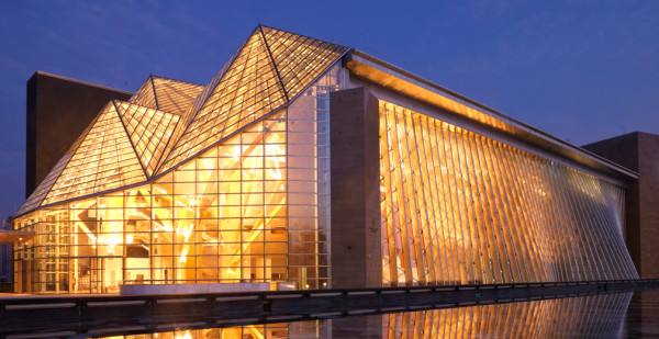 深圳增設免費文旅巴士服務 15分鐘暢遊深圳4大圖書館/博物館 