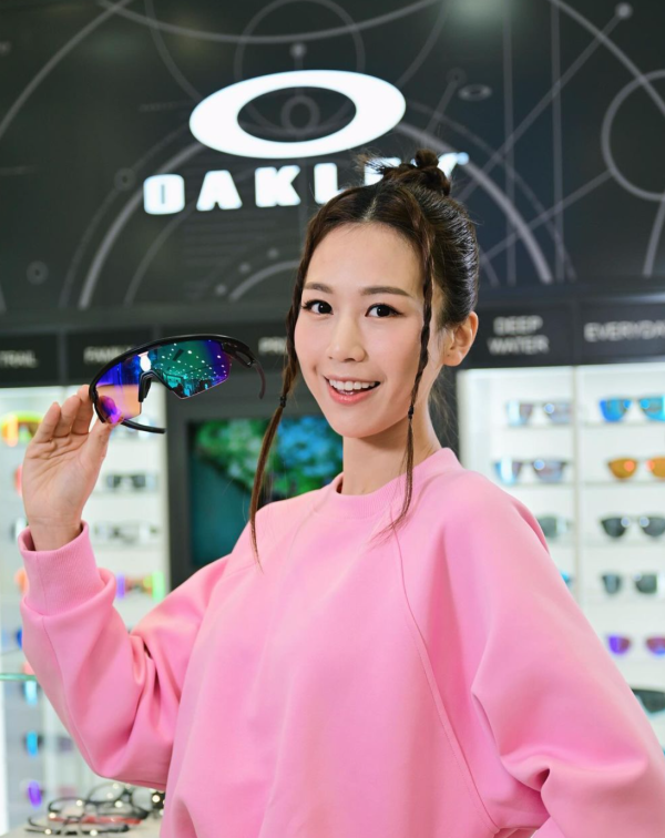 東張女神梁麗翹生日獲老公送美國農田！嫁入豪門升呢名媛狂晒奢華生活！ 