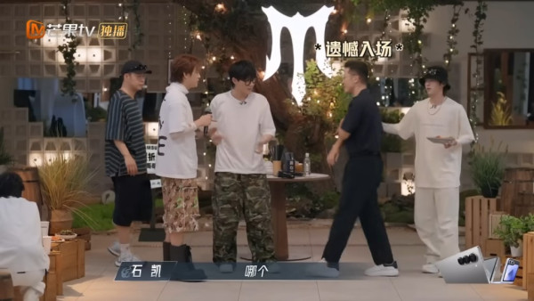 前TVB男星上內地節目食水曱甴 神情痛苦面容扭曲 網友：搵食艱難 