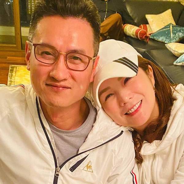 前港姐吳文忻抗癌期間驚揭離婚結束14年婚姻 證實乳癌復發後親曝最新情況