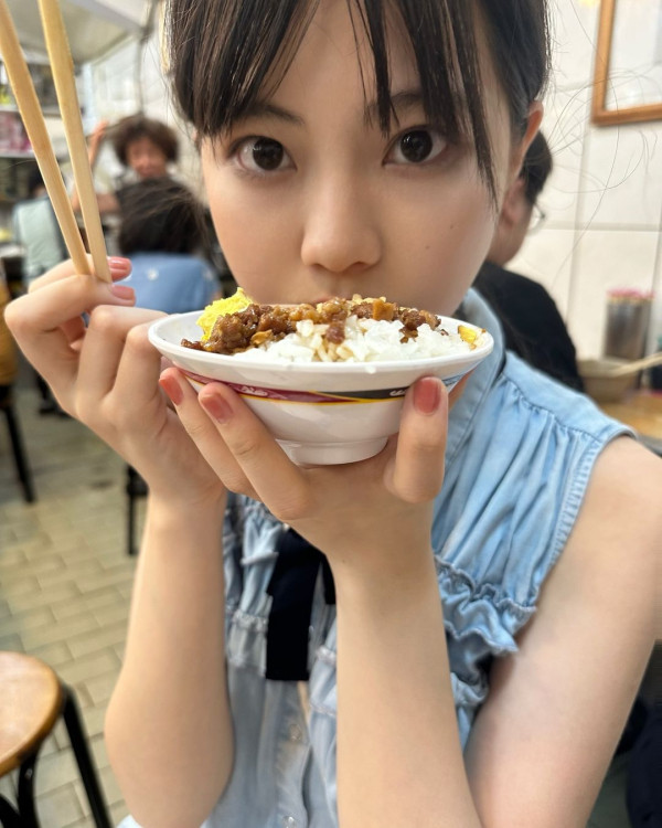 TVB御用學生妹甫近照網友唔認得? 遊台灣狂刷美食 大曬男友視角