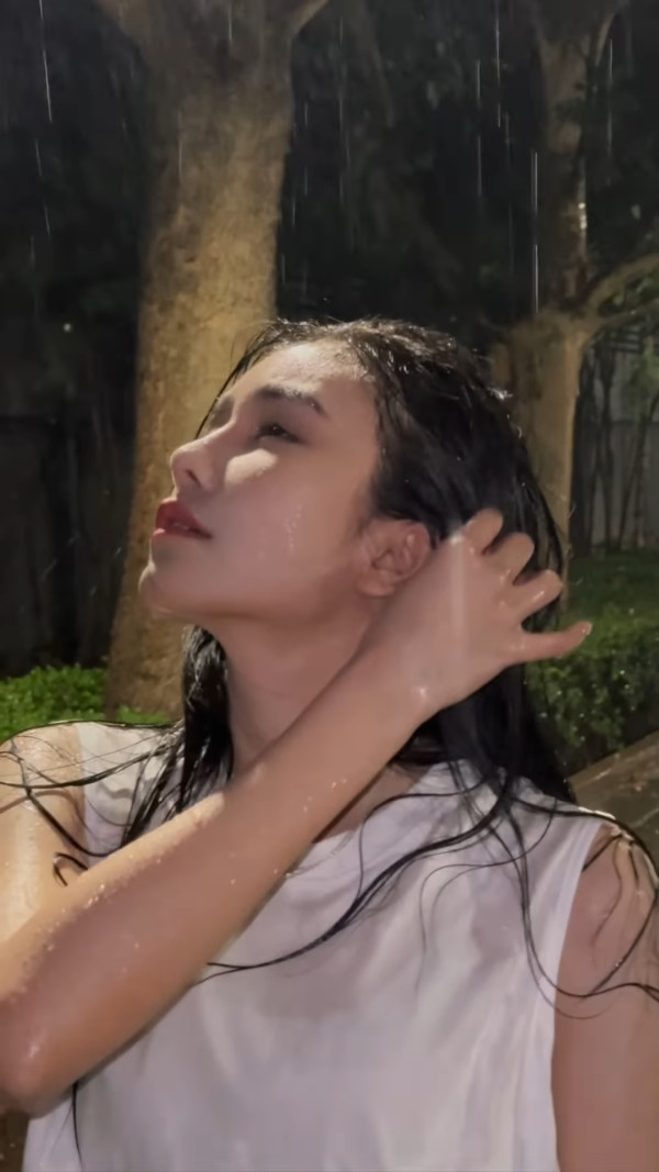 「最被低估港姐季軍」激罕性感現身TVB 一年蒲頭一次！網民驚訝：咁靚竟然唔紅